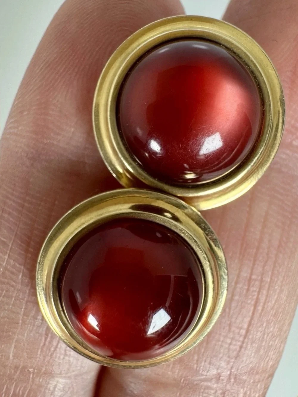 Krementz Gold Plated Red Cabochon Bullet Back Round Signed Men's Cufflinks #1543